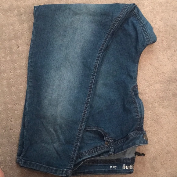 Avenue Denim Jeans - Picture 2 of 7